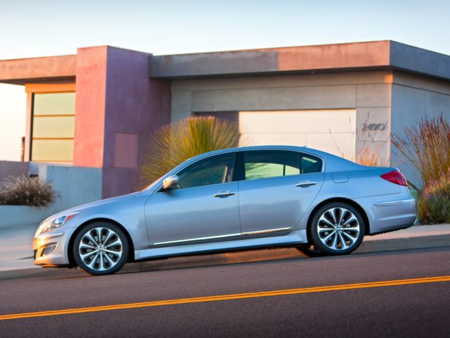 2014 Hyundai Genesis 4dr Rear-wheel Drive Sedan 5.0 R-Spec 0-OEM Supplied Custom Image