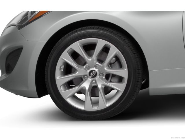2014 Hyundai Genesis Coupe 2dr Rear-wheel Drive 2.0T 106-Tires