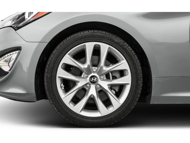 2016 Hyundai Genesis Coupe 2dr Rear-wheel Drive 3.8 Base 106-Tires
