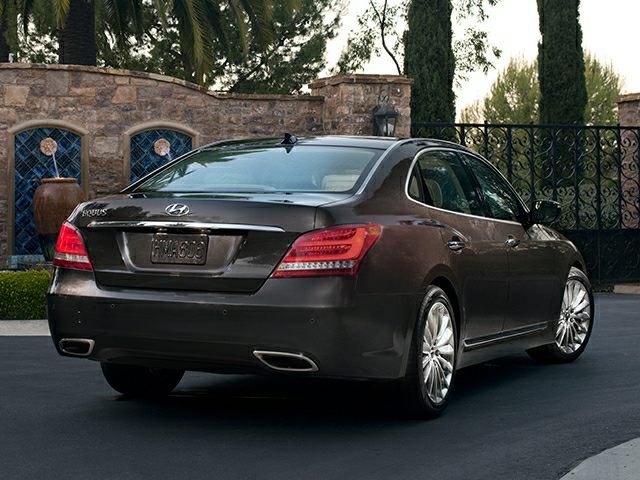 2015 Hyundai Equus 4dr Rear-wheel Drive Sedan Signature 0-OEM Supplied Custom Image