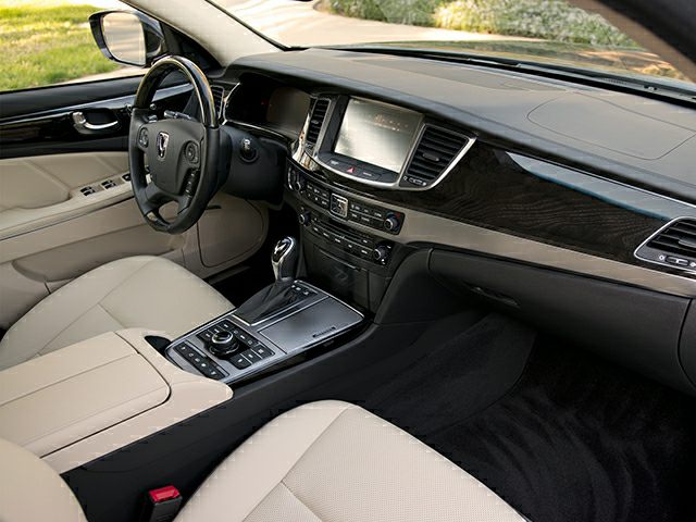 2015 Hyundai Equus 4dr Rear-wheel Drive Sedan Signature 0-OEM Supplied Custom Image