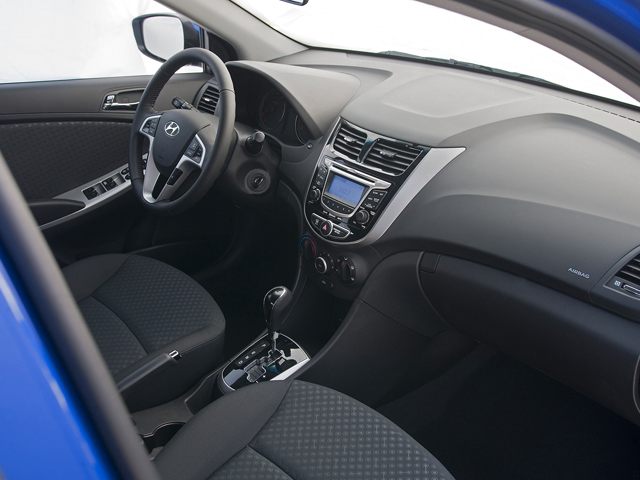 2014 Hyundai Accent 4dr Hatchback GS 0-OEM Supplied Custom Image