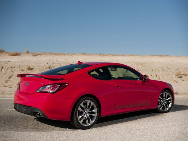 2016 Hyundai Genesis Coupe 2dr Rear-wheel Drive 3.8 Base 0-OEM Supplied Custom Image