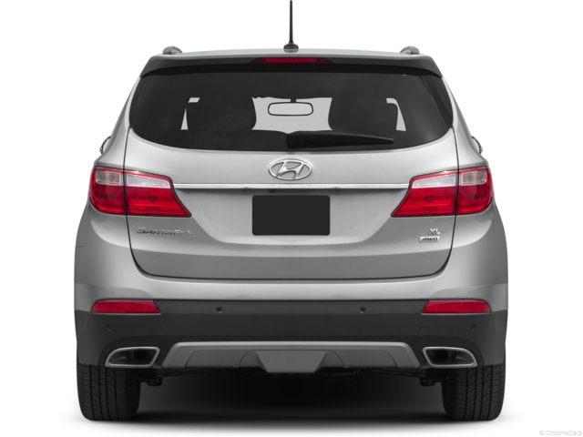 2016 Hyundai Santa Fe 4dr All-wheel Drive Limited 113-Rear Profile