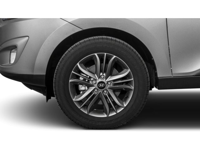 2015 Hyundai Tucson 4dr Front-wheel Drive GLS 106-Tires